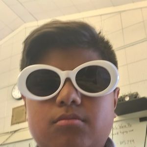 Meet your Posher, Jael